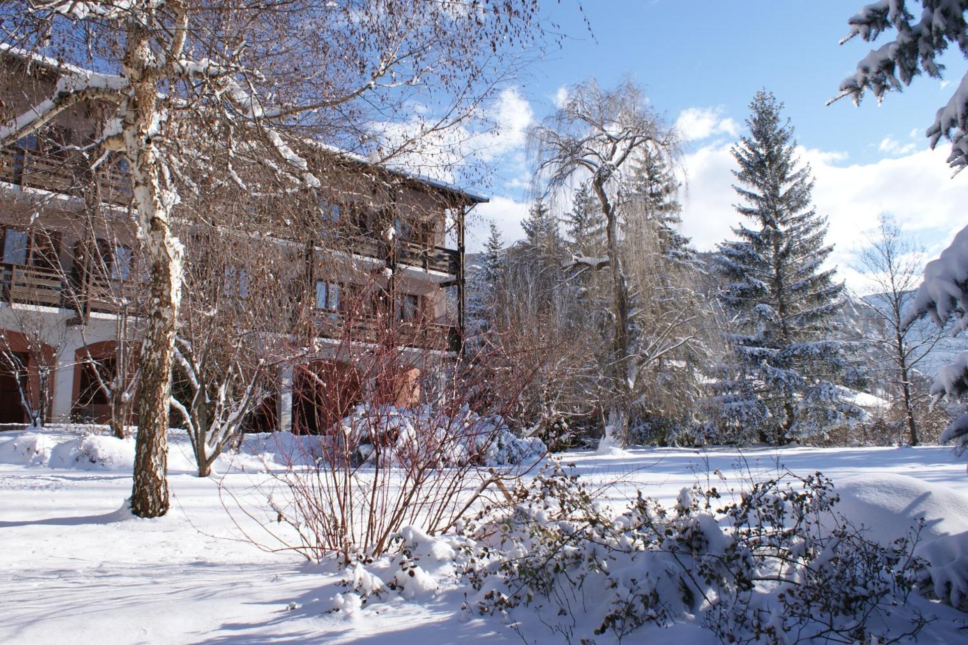 Hotel De La Gare Eygliers Luaran gambar